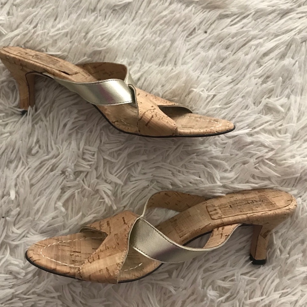 Vaneli Flirty Cork and metallic kitten heel Sandal